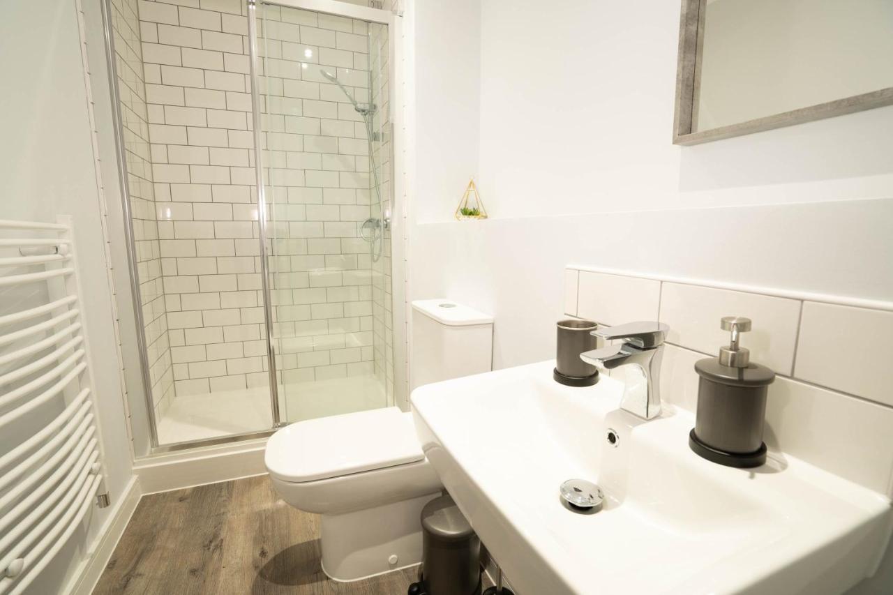 Deluxe Stay - Skyline Vistas & Top Amenities Birmingham Exterior photo